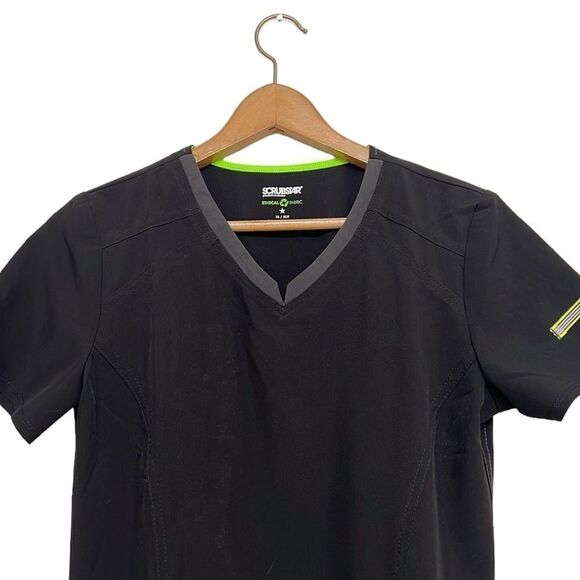 Scrub Tops Woman’s Size XS Bundle of Two Black Blue Antimicrobial ScrubStar - Picture 3 of 15